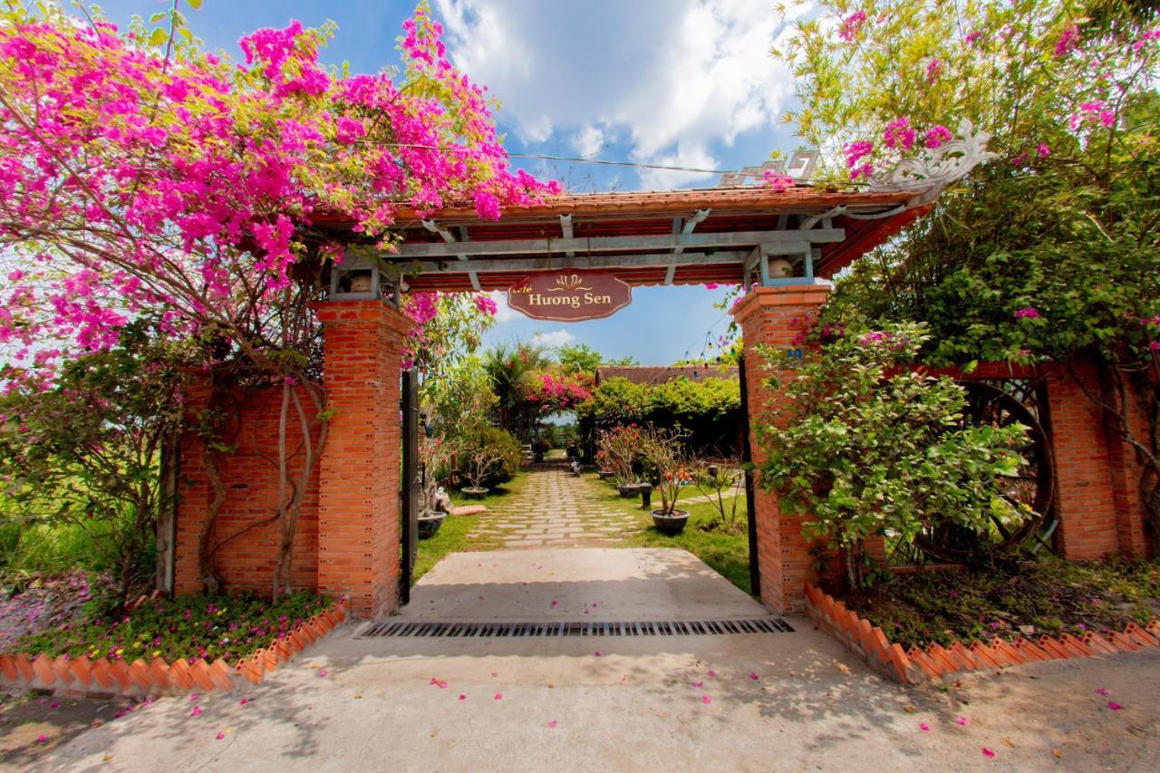 ホテル Khu Nghi Duong Huong Sen - Binh My, Cu Chi ホーチミン市 エクステリア 写真