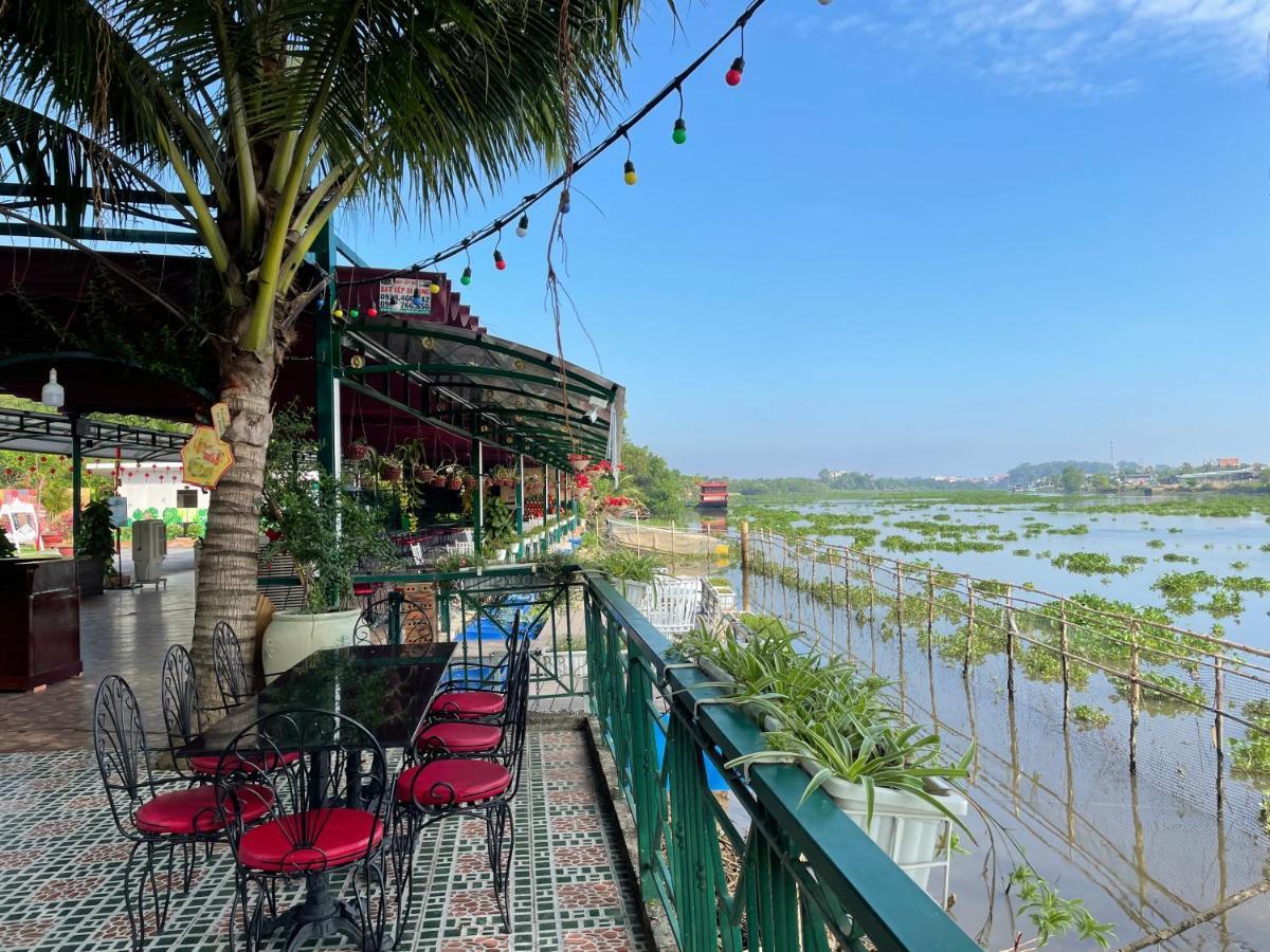 ホテル Khu Nghi Duong Huong Sen - Binh My, Cu Chi ホーチミン市 エクステリア 写真
